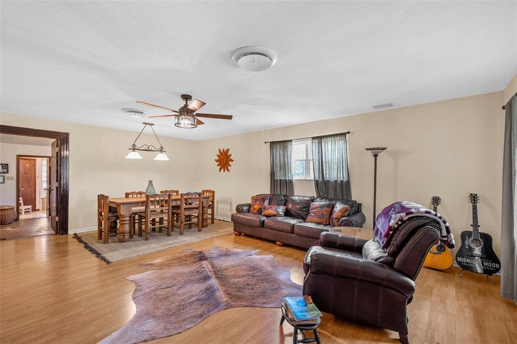 House in Moody, Texas, United States 5 - 18082103