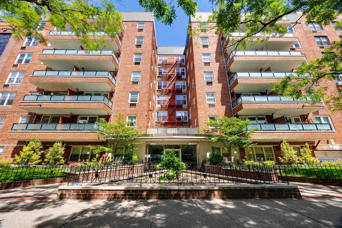 Co Op in New York, New York, United States 5 - 18082913