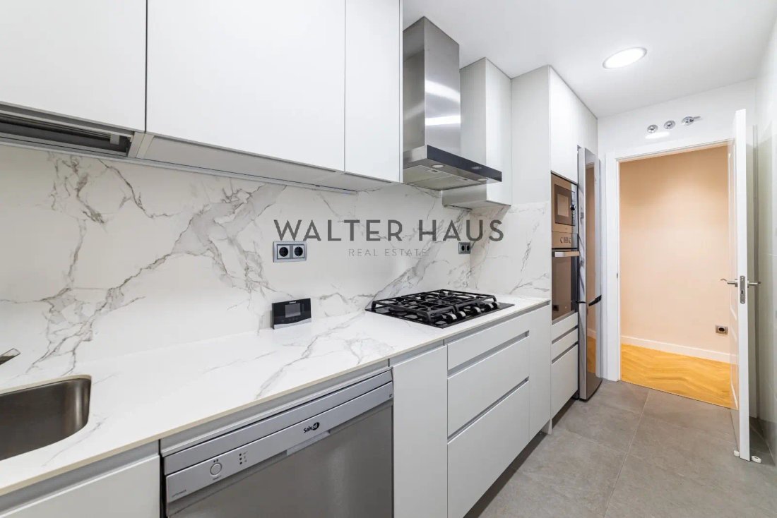 Apartment in Barrio Salamanca, Madrid, Spain 5 - 18083481