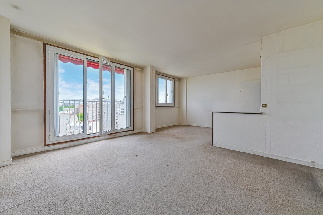 Apartment in Grange Aux Belles-Terrage, Paris 10e Arrondissement, Paris 1 - 17909956