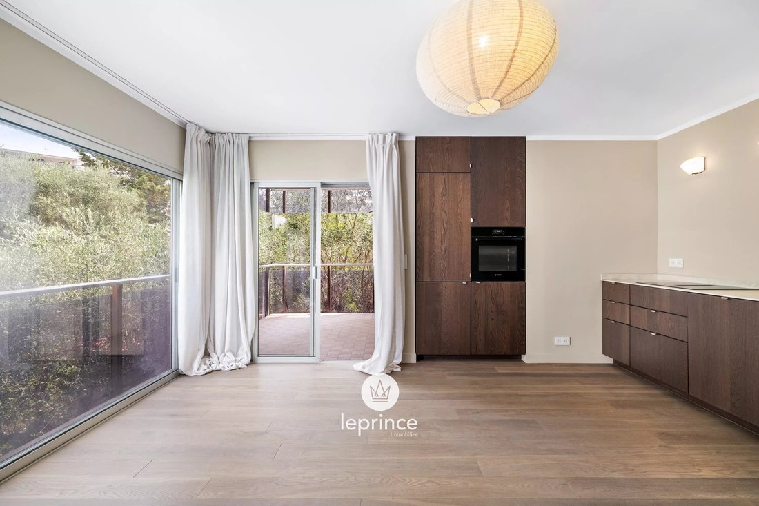 Apartment in Cimiez, Nice, France 1 - 18083414