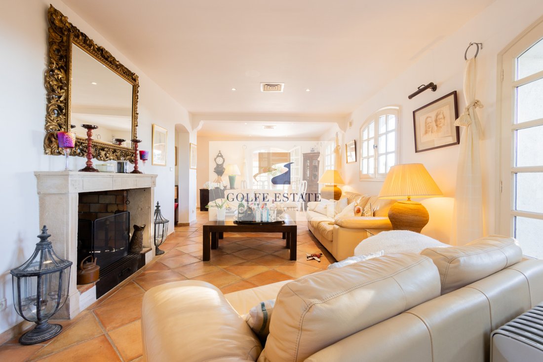 Villa in La Croix-Valmer, Provence-Alpes-Côte d'Azur, France 5 - 18082280