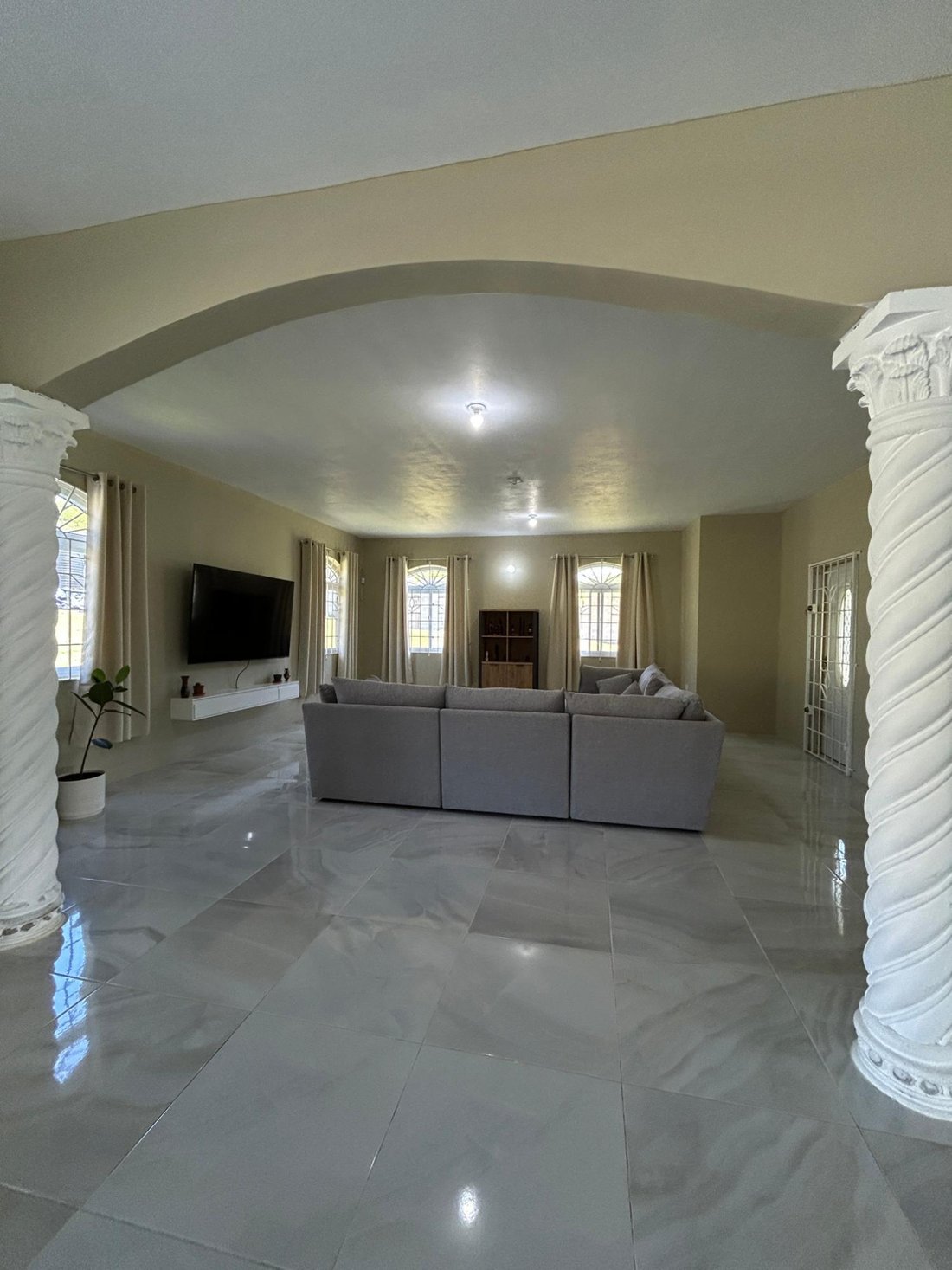 House in Montego Bay, Jamaica 5 - 18084060