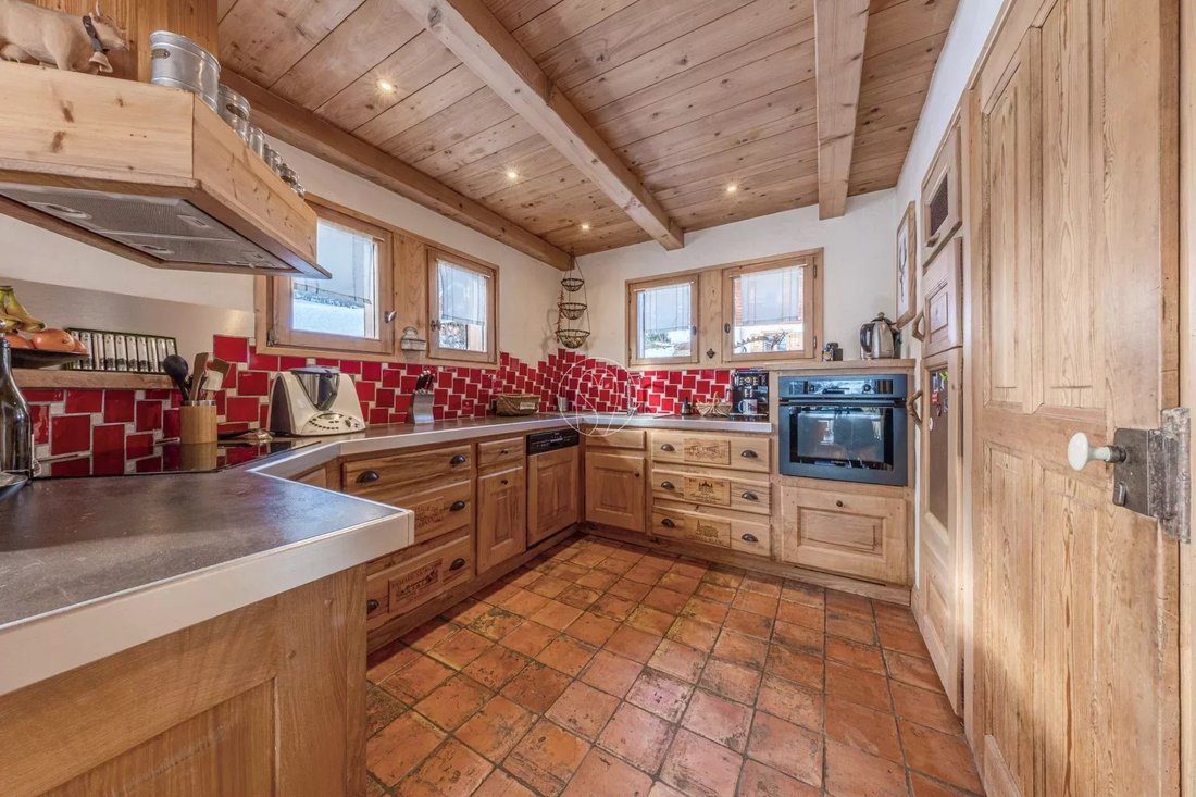 Chalet in Megève, Auvergne-Rhône-Alpes, France 5 - 18084921