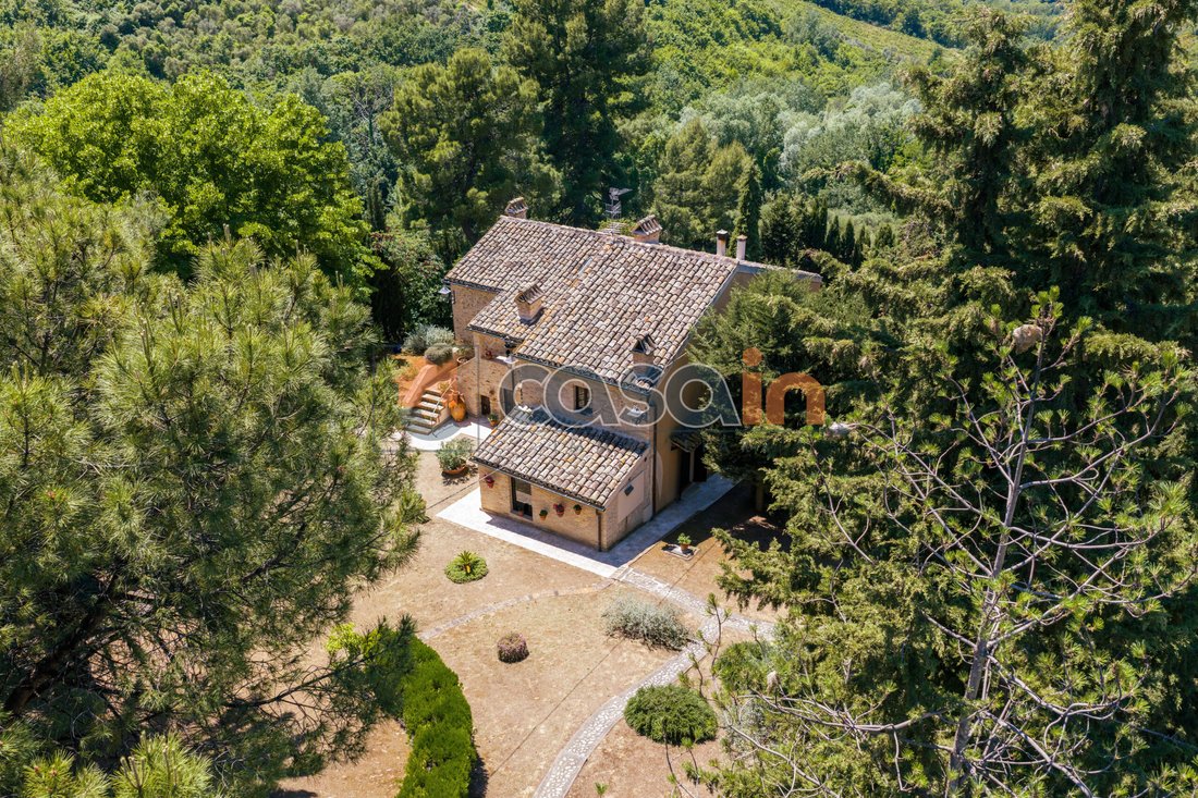Villa in Acquaviva Picena, Marche, Italy 1 - 17402546