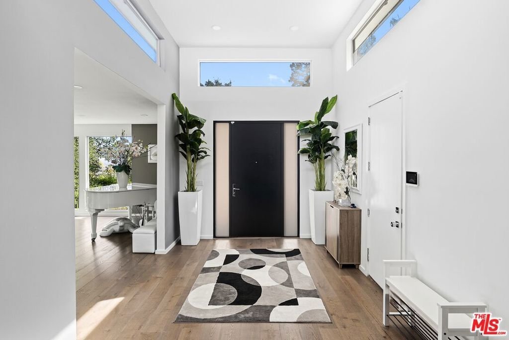 House in Los Angeles, California, United States 2 - 18086863