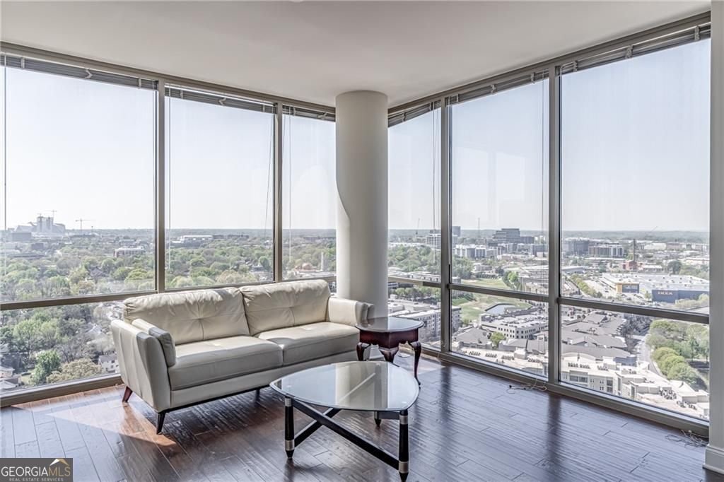 Condo in Atlanta, Georgia, United States 1 - 18085471