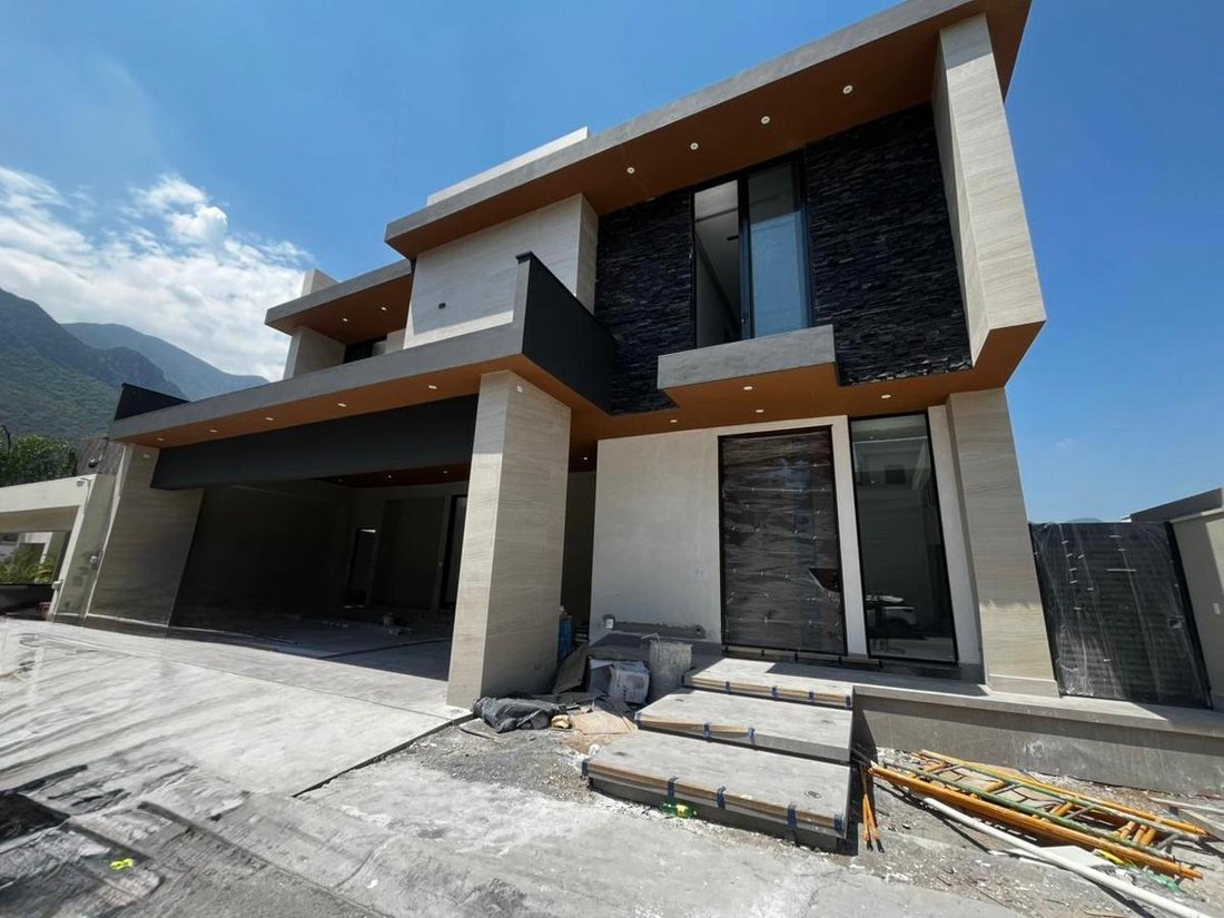 House in Monterrey, Nuevo Leon, Mexico 1 - 18084386