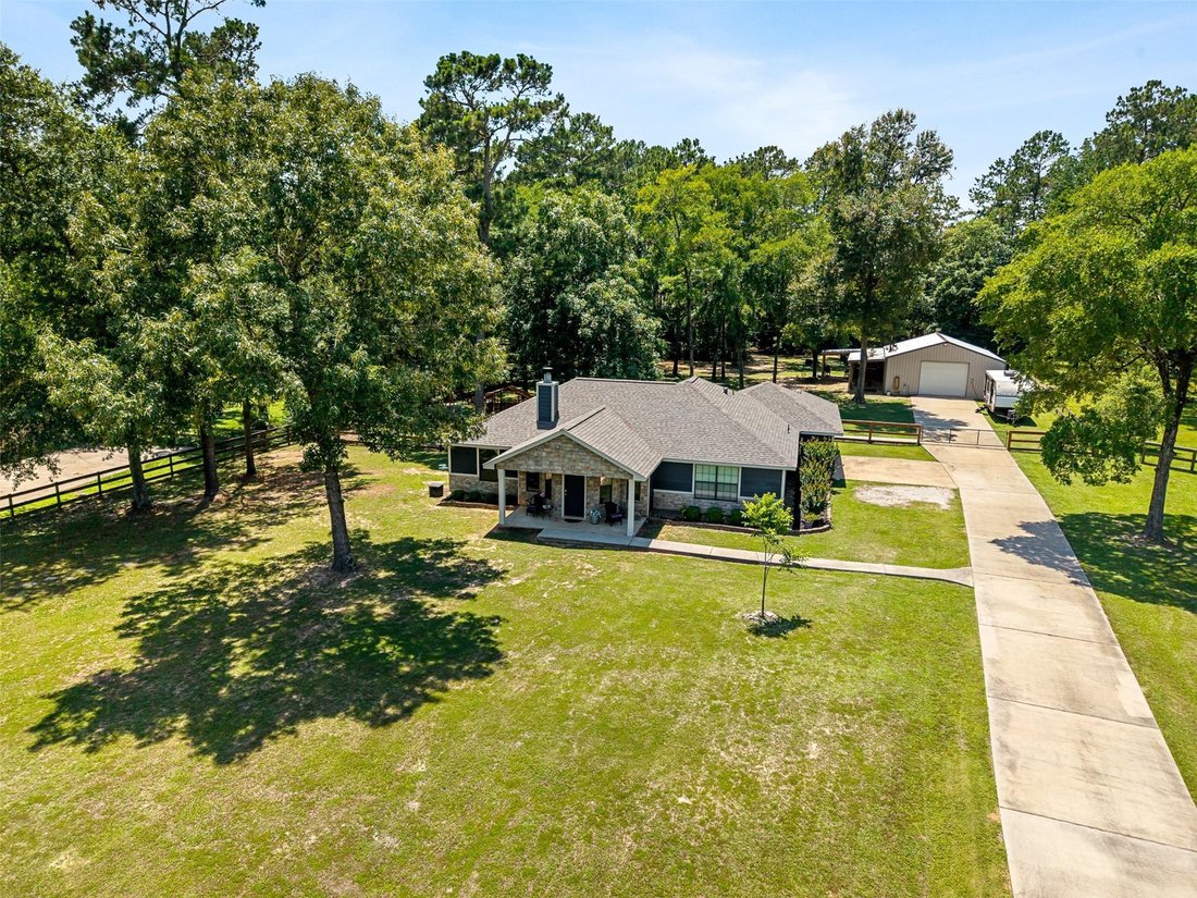 House in Willis, Texas, United States 1 - 18082395