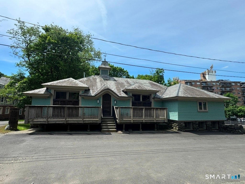 House in Waterbury, Connecticut, United States 2 - 18086452