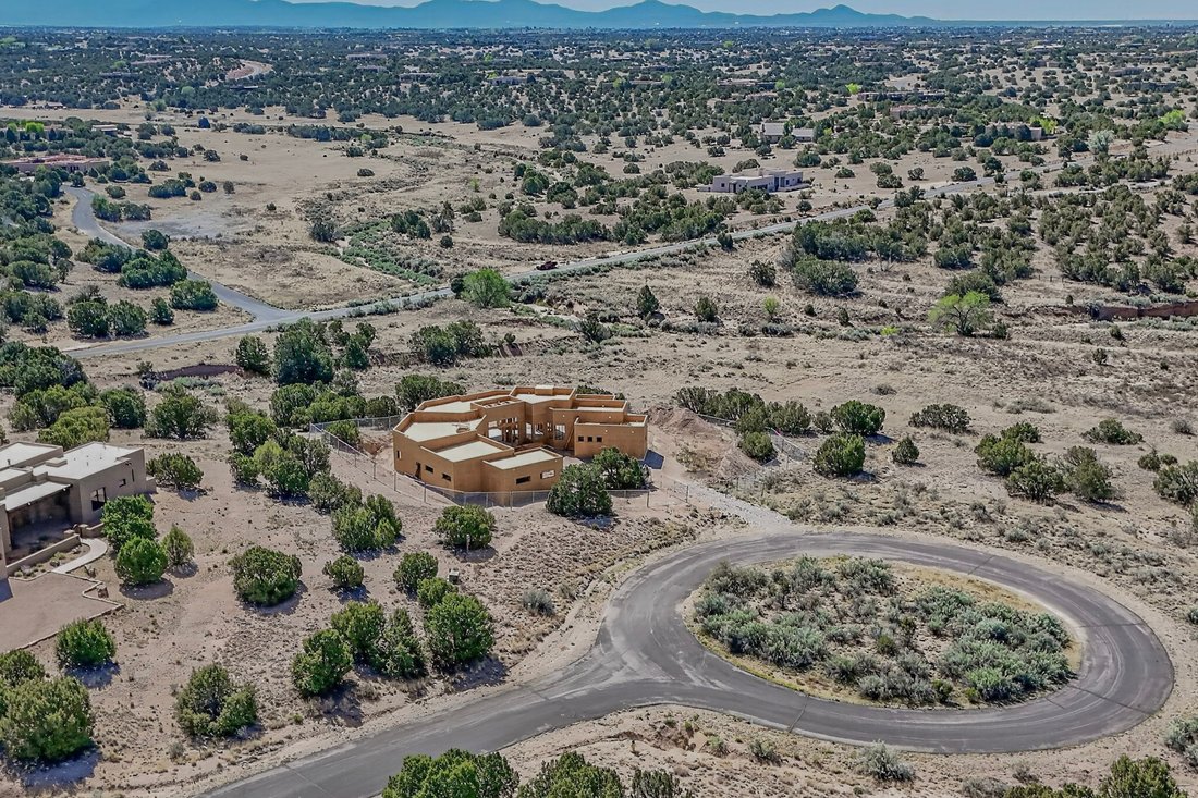 House in Santa Fe, New Mexico, United States 4 - 18084971