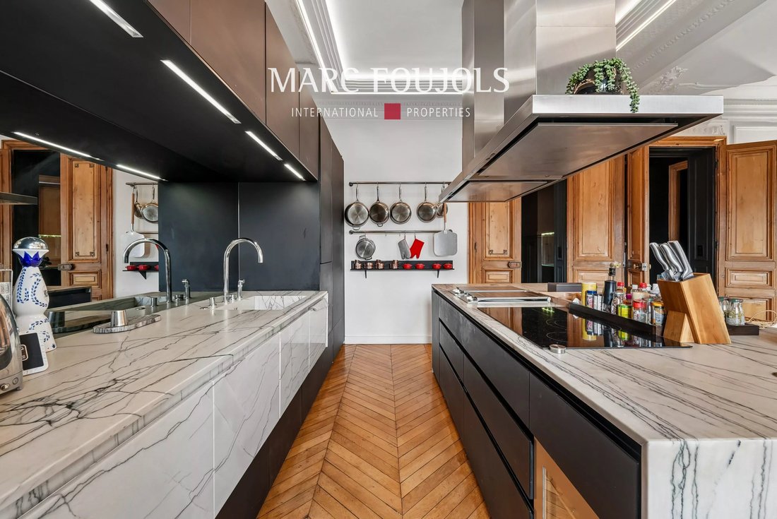Apartment in Chaillot, Paris 16e Arrondissement, Paris 5 - 18083412