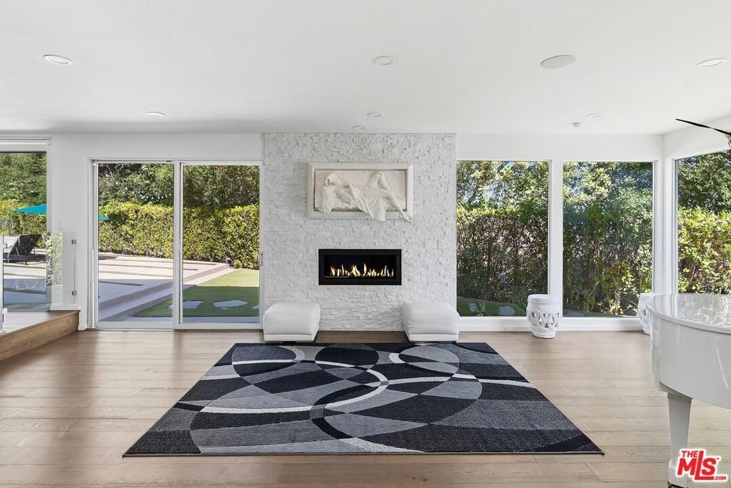 House in Los Angeles, California, United States 3 - 18086863