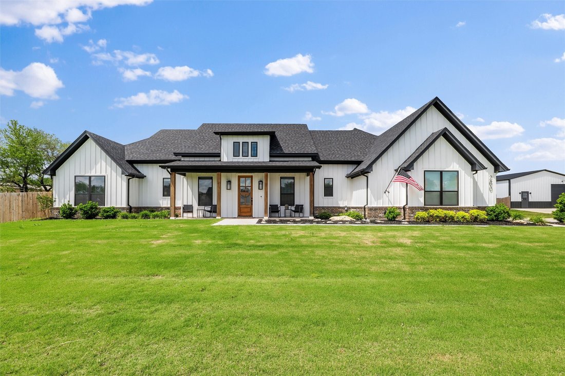 House in Weatherford, Texas, United States 1 - 18082579