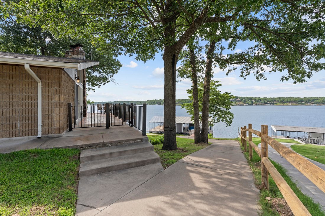House in Grove, Oklahoma, United States 5 - 18085931