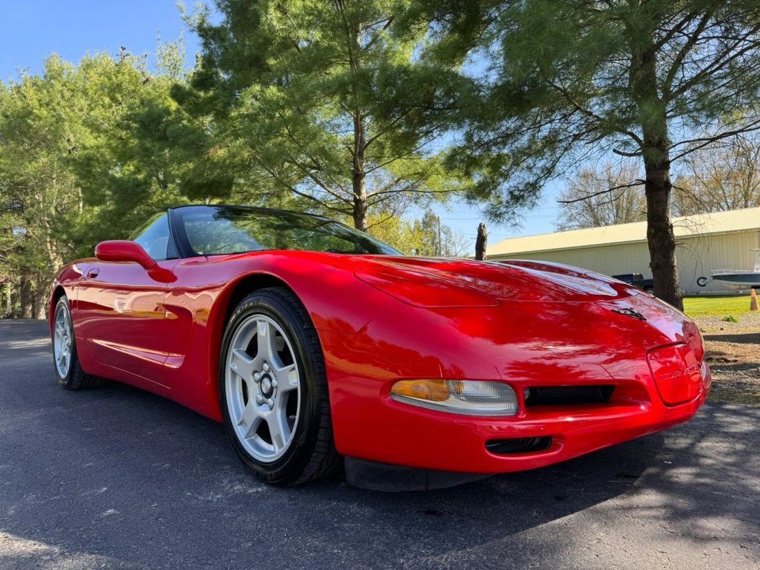Cabriolet in Horseheads, NY, United States 1 - 18083619