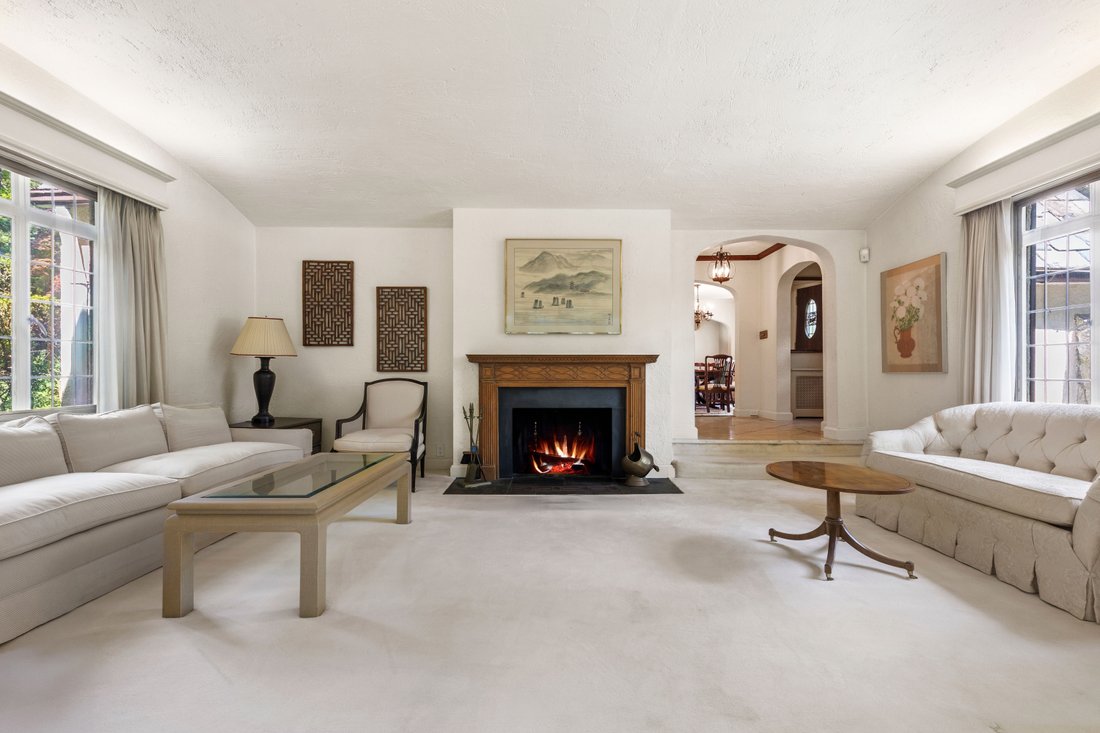 House in Larchmont, New York, United States 4 - 18082893