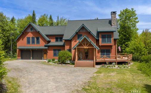 House in Rainbow Lake, New York, United States 1