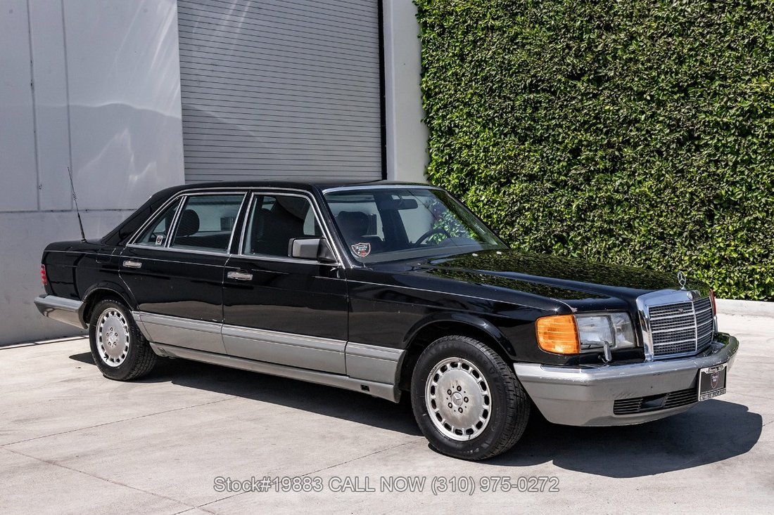 Mercedes-Benz 560SEL in Los Angeles, CA 3 - 18083490