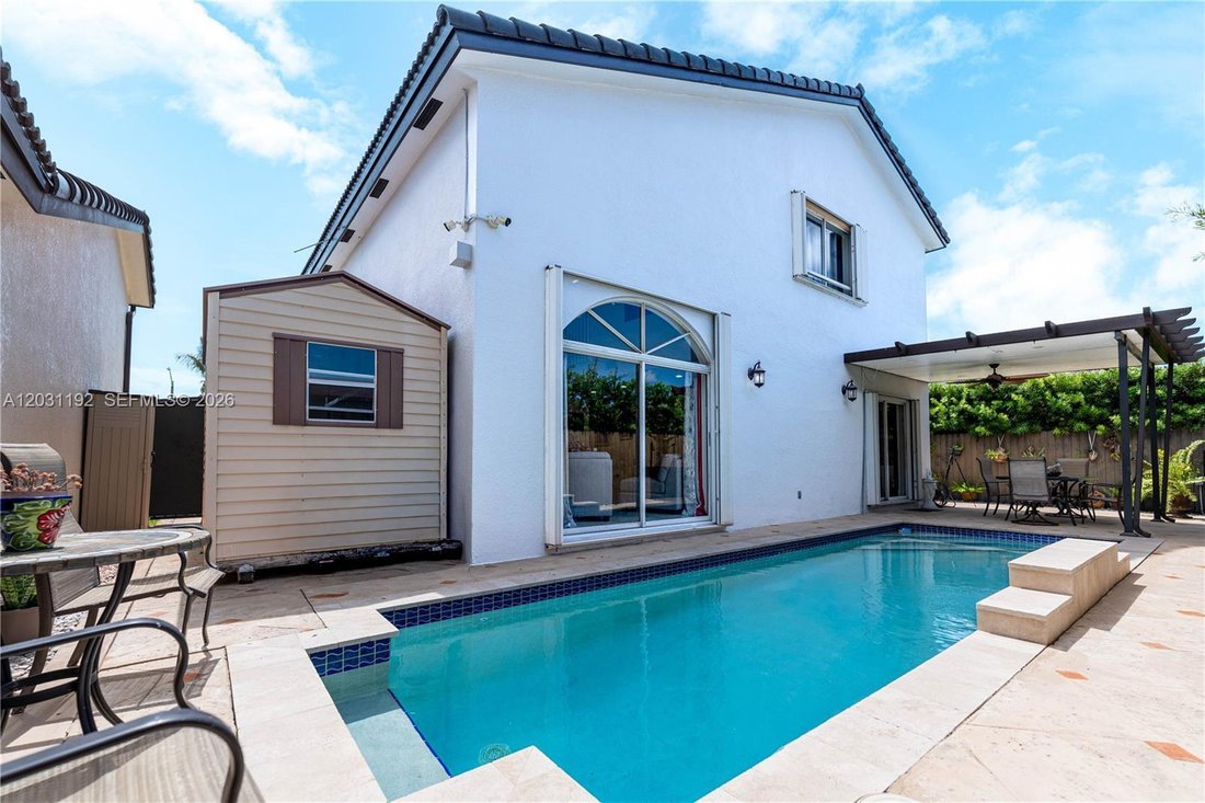 House in Miami, Florida, United States 4 - 18085612