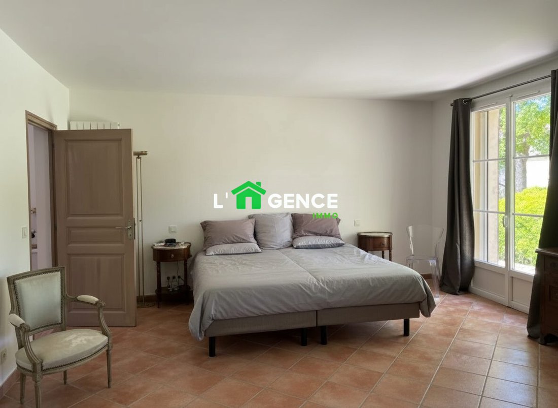 House in Centre, Port-de-Bouc, France 5 - 18088186