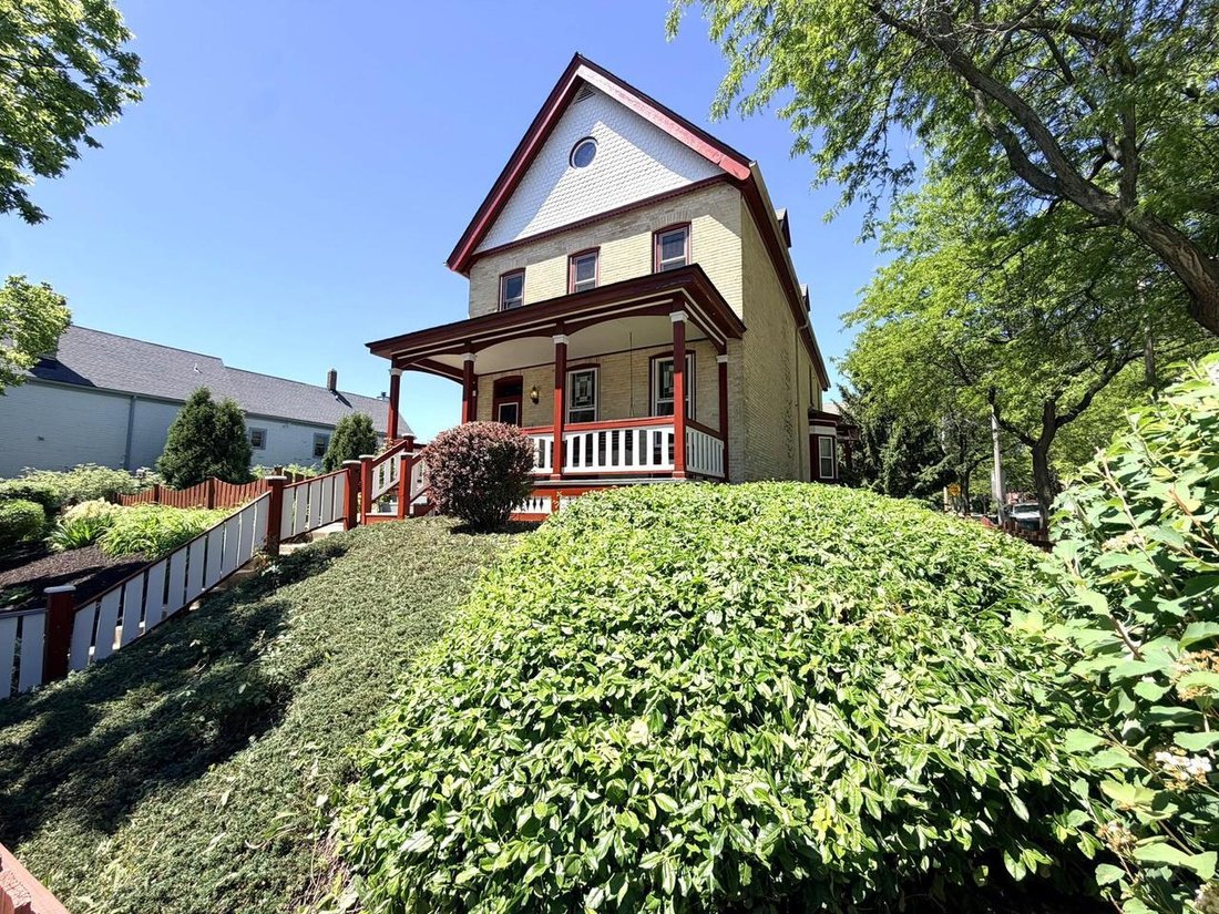 House in Milwaukee, Wisconsin, United States 2 - 18086392