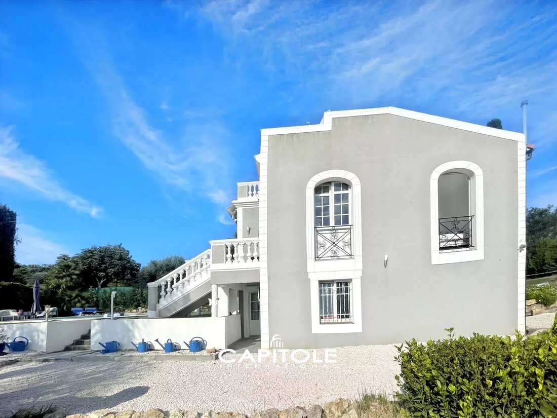 Villa in Saint Maymes-Lauvert, Antibes, France 3 - 18084607