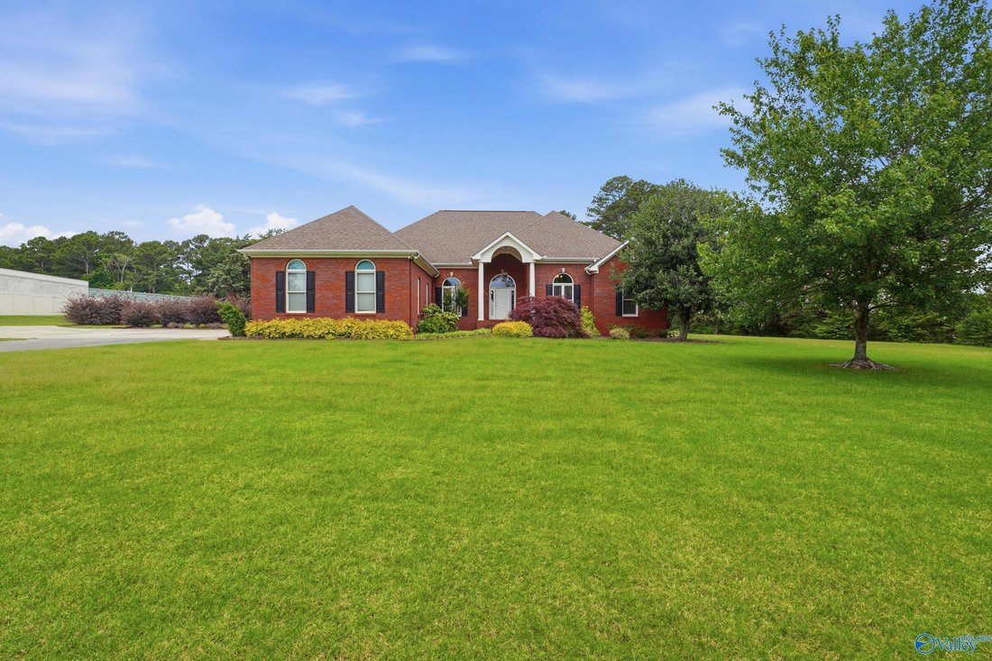 House in Madison, Alabama, United States 1 - 18081356