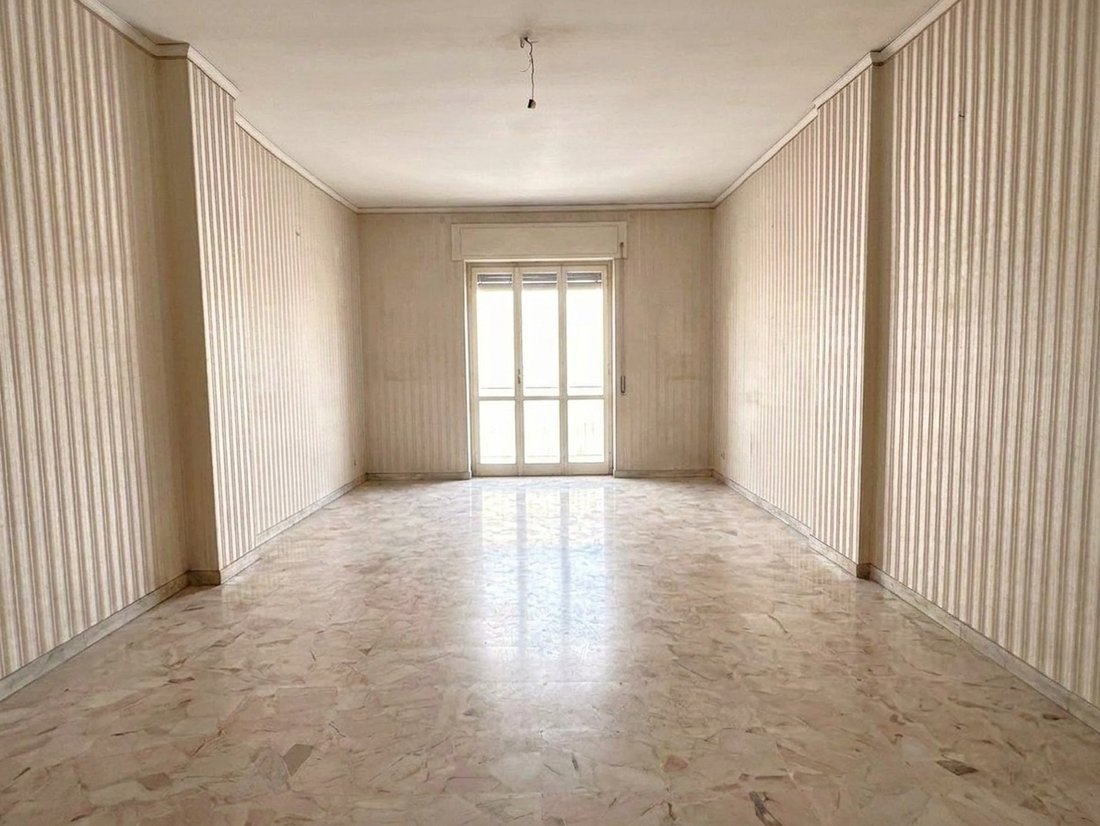 Apartment in Naples, Campania, Italy 4 - 18081352
