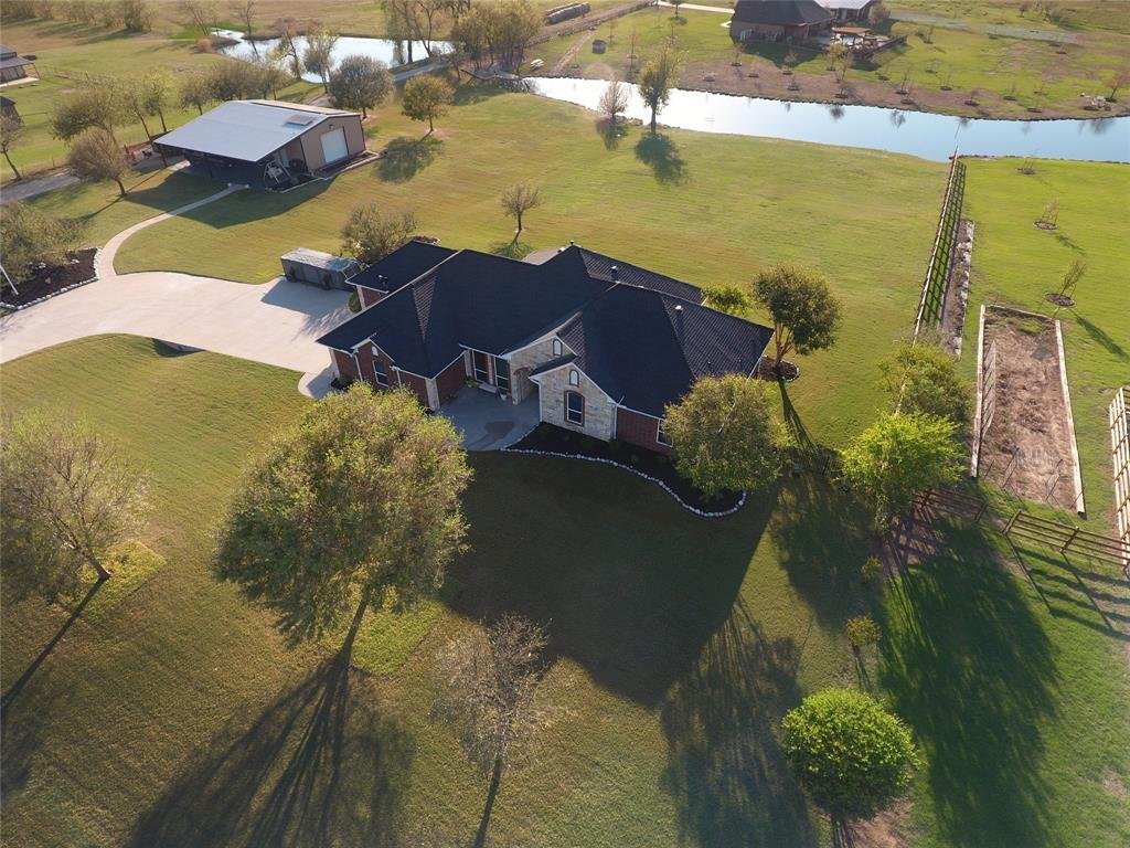 House in Sanger, Texas, United States 1 - 18082335