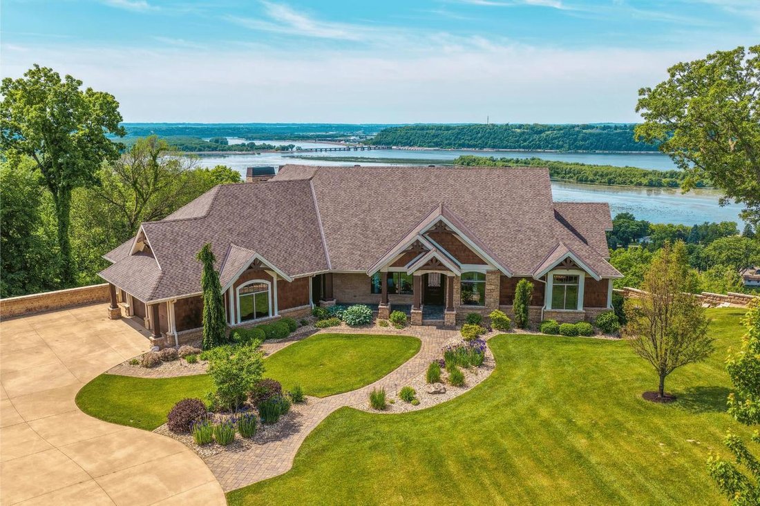 House in Hazel Green, Wisconsin, United States 2 - 18081592