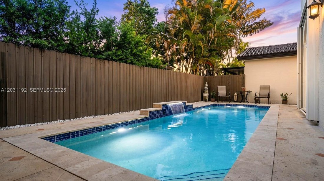 House in Miami, Florida, United States 2 - 18085612