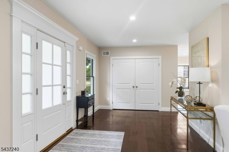 House in Glen Rock, New Jersey, United States 4 - 18085933