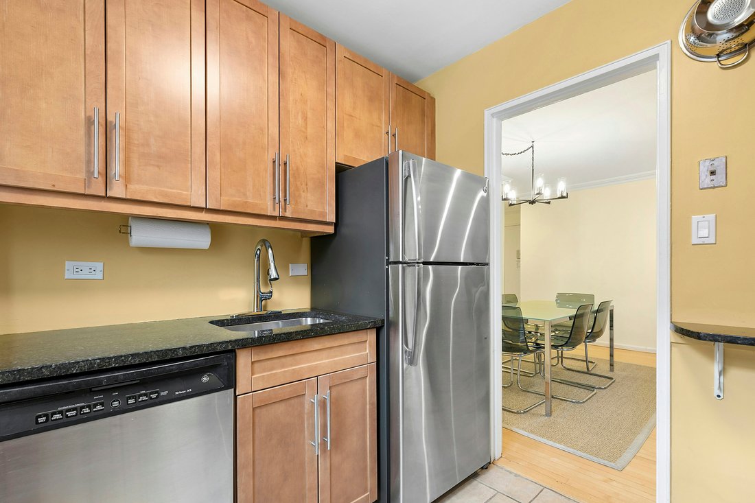 Co Op in New York, New York, United States 5 - 18074872