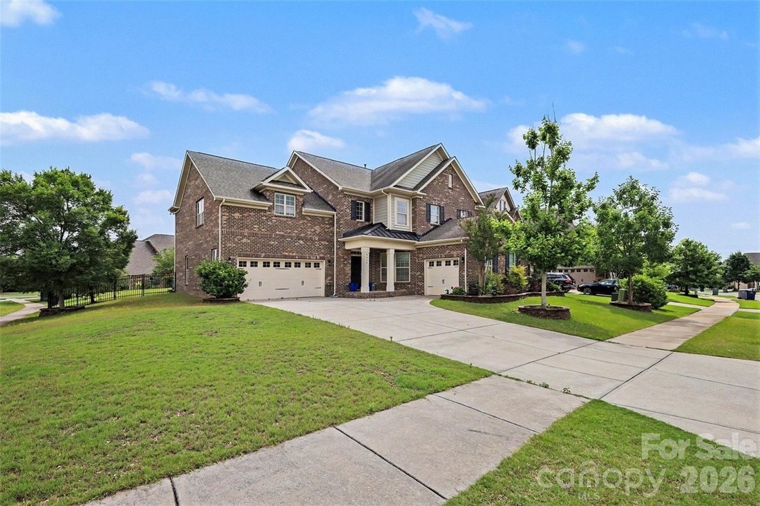 House in Harrisburg, North Carolina, United States 4 - 18088446