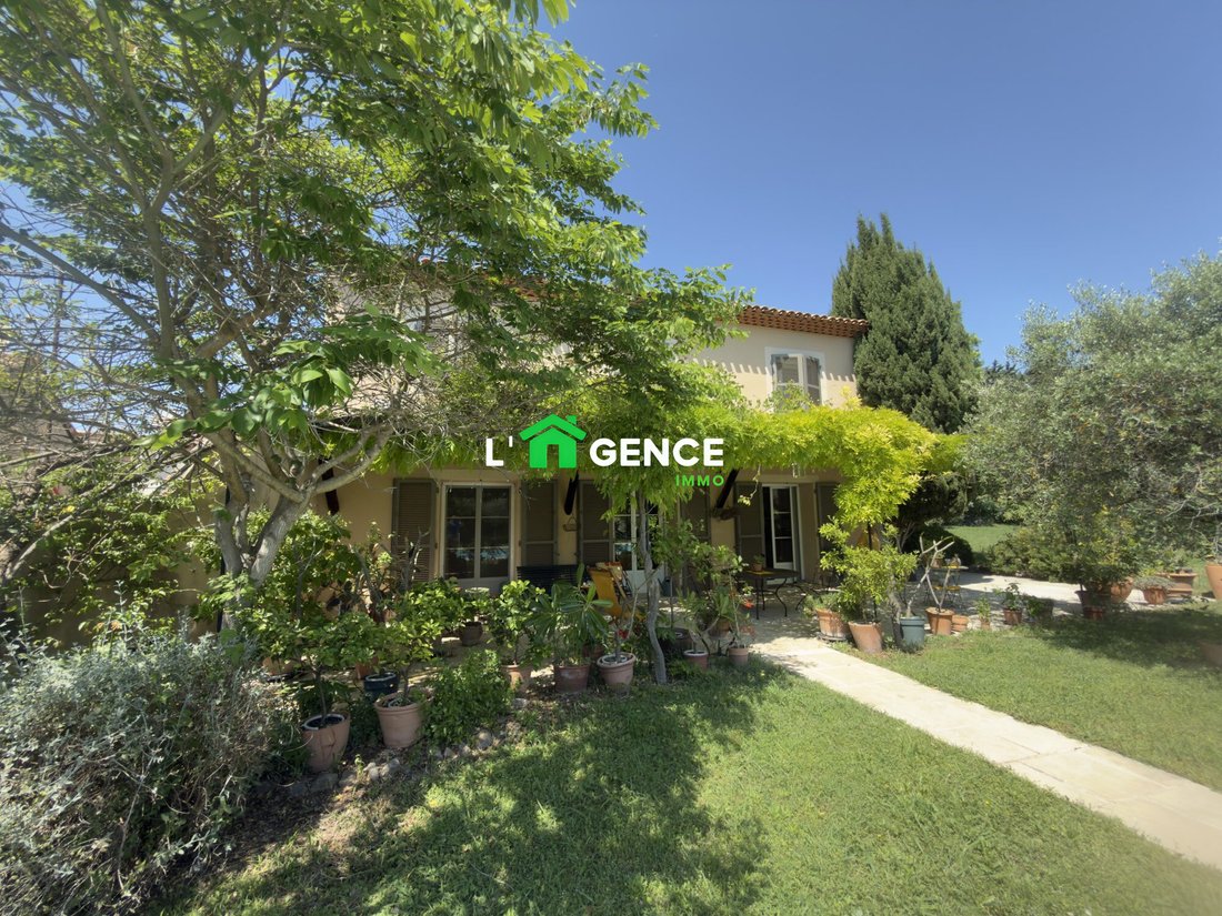 House in Centre, Port-de-Bouc, France 2 - 18088186