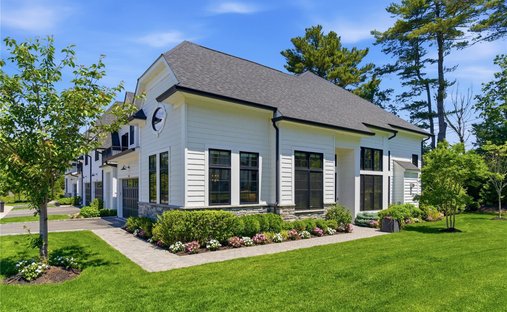 House in Woodbury, New York, United States 1