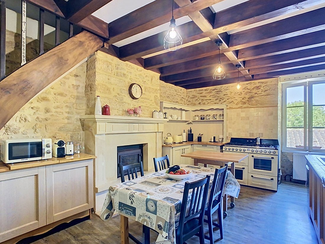 Villa in Temniac, Sarlat-la-Canéda, France 4 - 18083541