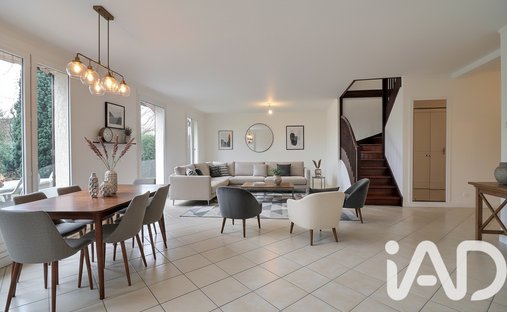 House in Domaine d'Armainvilliers, Ozoir-la-Ferriere, France 1