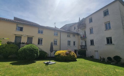 Tarare, Auvergne-Rhône-Alpes, France 1