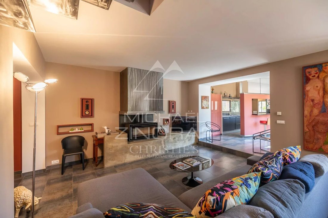 House in Oppède, Provence-Alpes-Côte d'Azur, France 5 - 18083035
