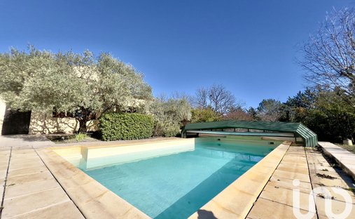 House in Nord Ouest, Saint-Maximin-la-Sainte-Baume, France 1