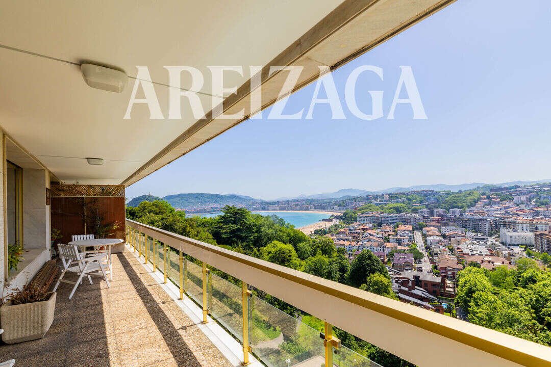 Apartment in Mendebaldea, Donostia-San Sebastian, Spain 1 - 18081063