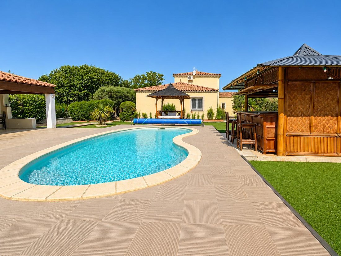 Villa in Cazouls-d'Herault, Occitania, France 3 - 18082887