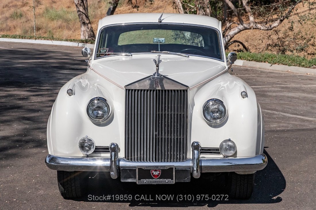 Rolls-Royce Silver Cloud II in Los Angeles, CA 2 - 18083486