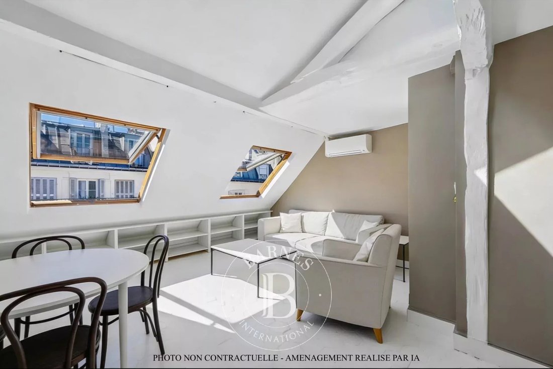 Apartment in Saint Placide, Paris 6e Arrondissement, Paris 2 - 17772281