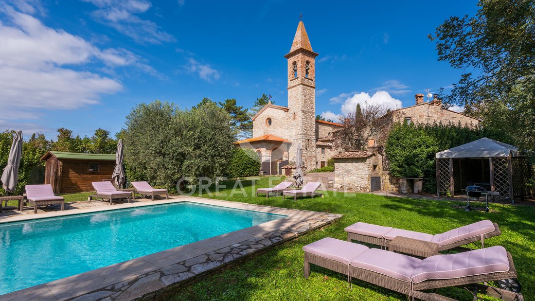 Estate in Castellina in Chianti, Tuscany, Italy 3 - 18087276