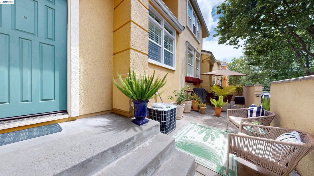 Townhouse in Newark, California, United States 3 - 18086653