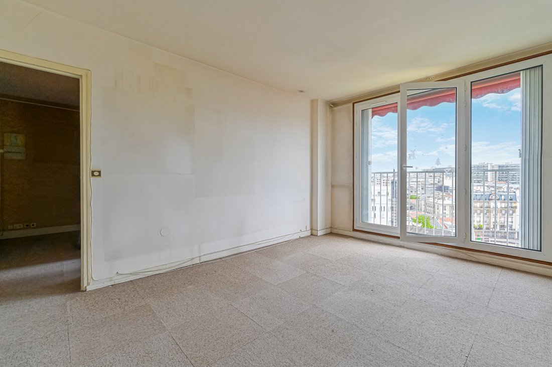 Apartment in Grange Aux Belles-Terrage, Paris 10e Arrondissement, Paris 4 - 17909956