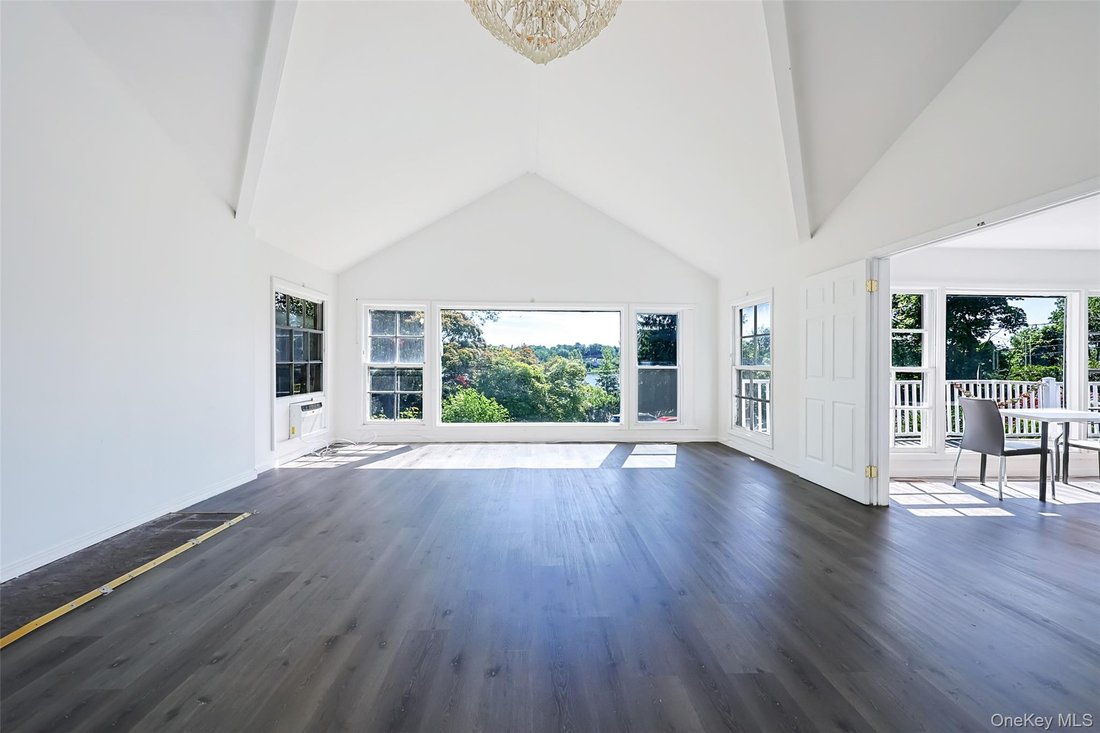 House in Great Neck, New York, United States 4 - 17721899